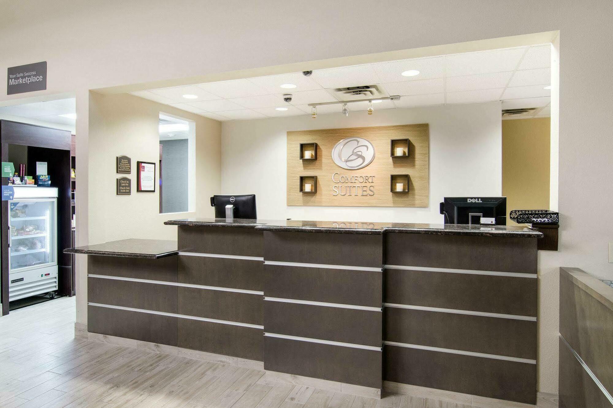 Comfort Suites San Angelo Near University Exterior photo